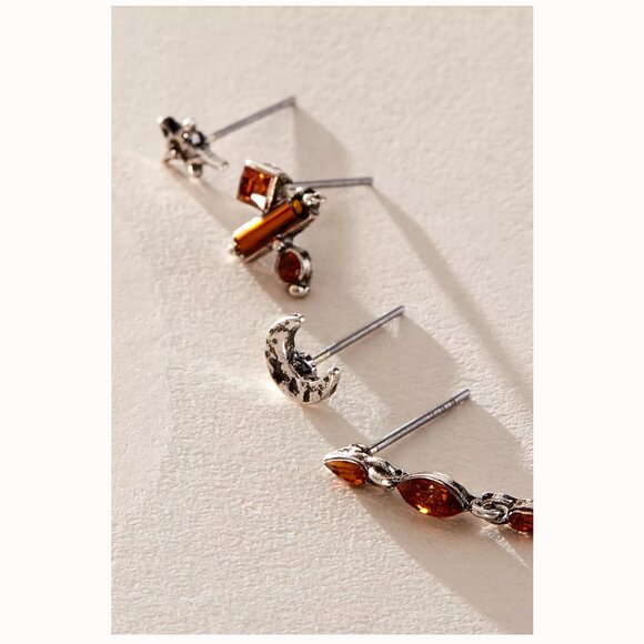 Free People Luck & Love Stud Set Velvet Green Heart Ornament - Picture 3 of 11